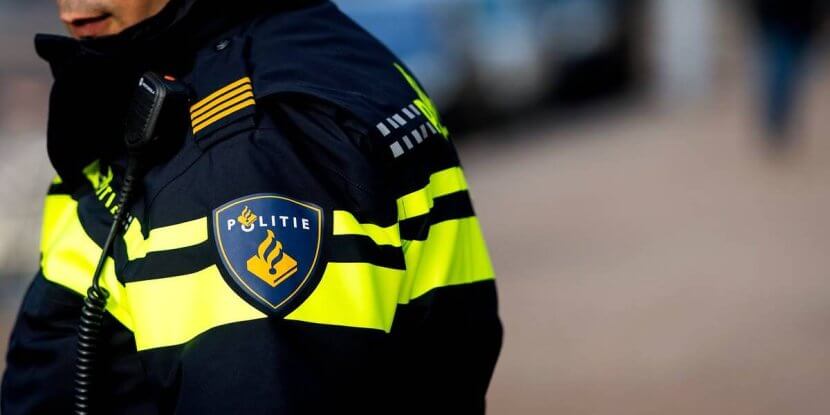 Politie doet inval bij illegaal pokertoernooi in Waalwijk
